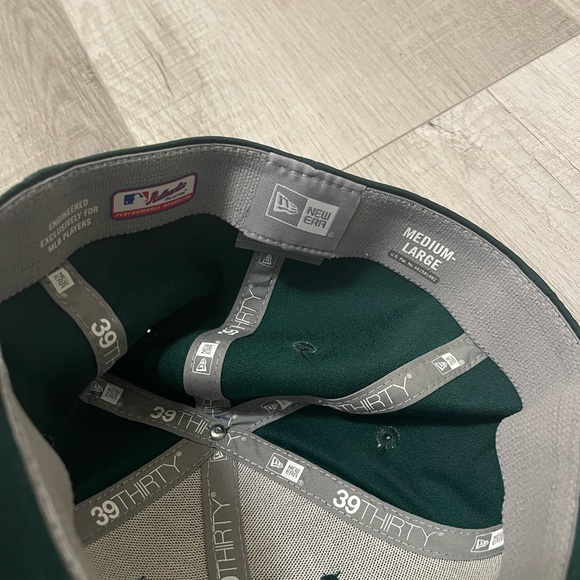 New Era Oakland Athletics Hat - Picture 4 of 7